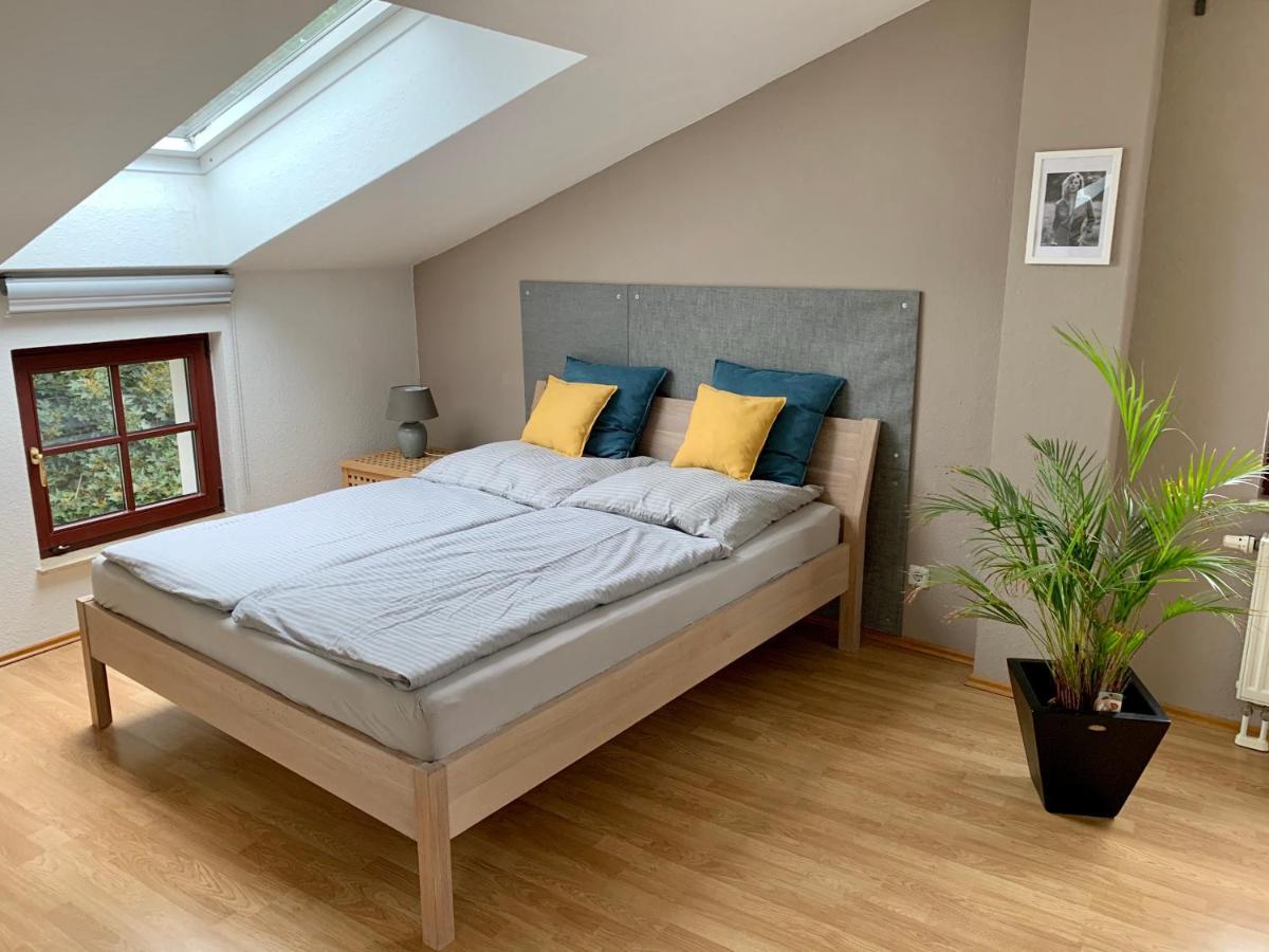 Charmante Dachgeschoss Wohnung Lipcse Kültér fotó